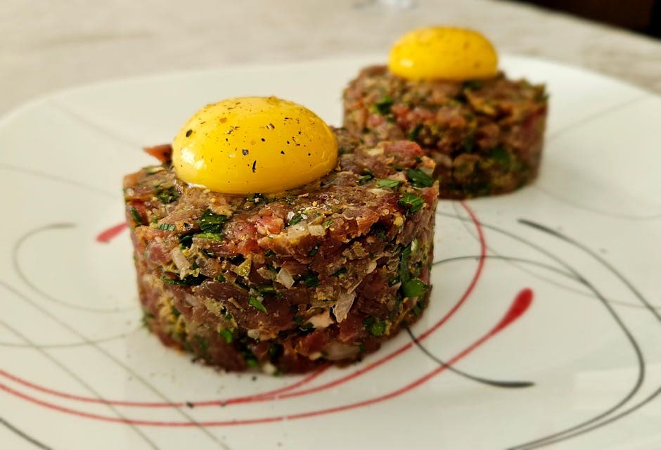 Short Rib Tartare med Yuzu og Trøffeltoast