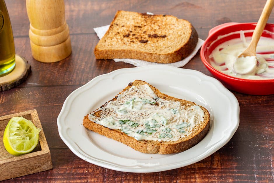 Sitron- og pepperricotta med ristet brød