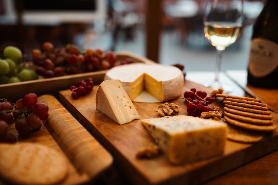 Sukret Wensleydale-ost med druer og kjeks