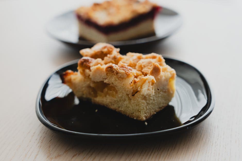 Eple- og French Toast-grateng med sprø topping