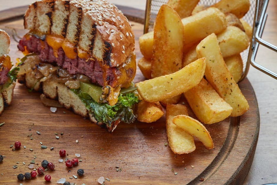 Saftige svineburgere med pepperkorn