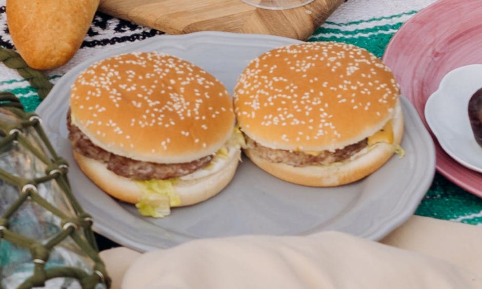 Hjemmelagde burger- og pølsebrød