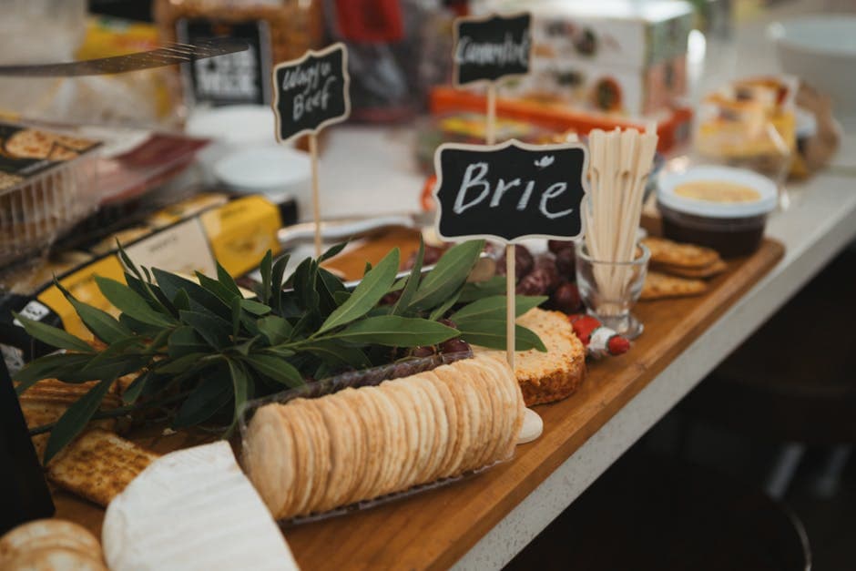 Pâtébiter og urtebrie-fat