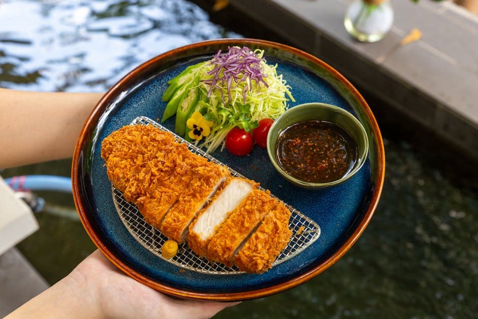 Panko-panert laks med mais- og kikertersalat