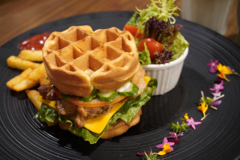 Fritert kylling med cheddar- og vårløkvafler