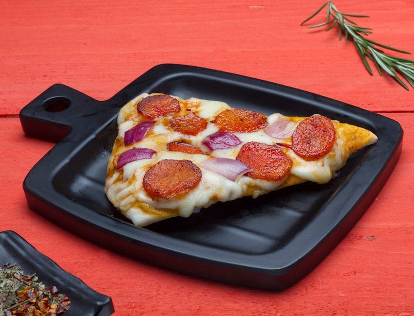 Fylte løkringer med ost og pepperoni