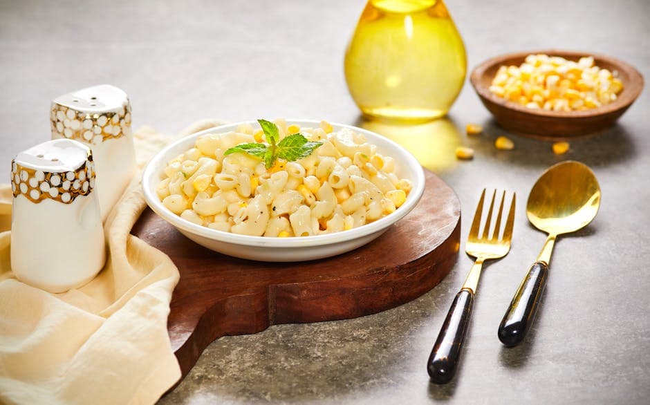 Kremet søtmaisgrateng med makaroni og ost