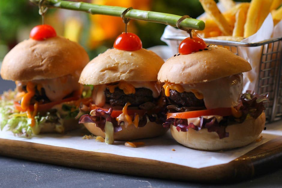 Krydrede jalapeño-sliders med monterey jack