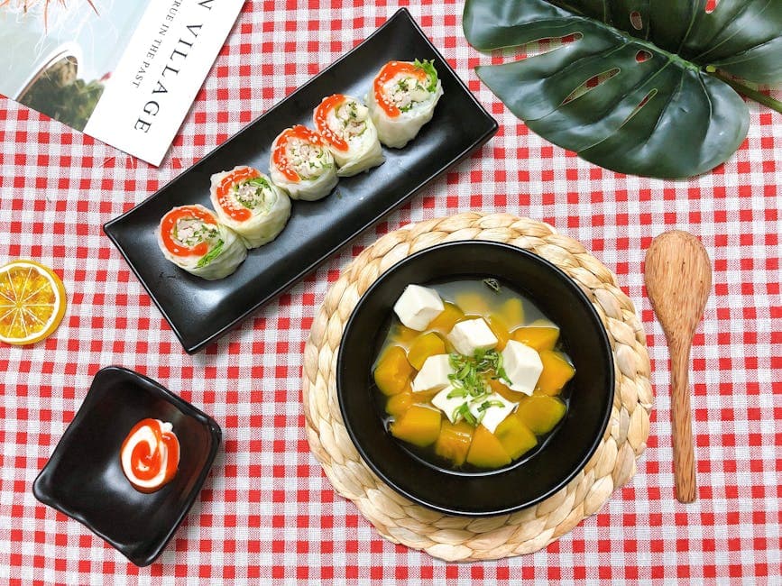 Daikonsuppe med shiitake-ruller og dampede søtpoteter