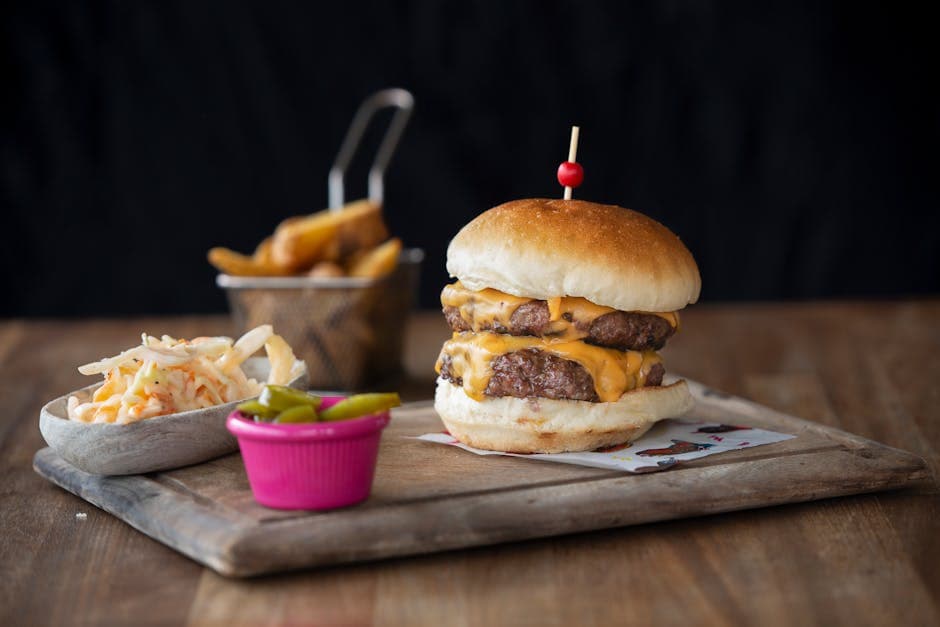 Dobbeldekker burger med pepperrotkrem