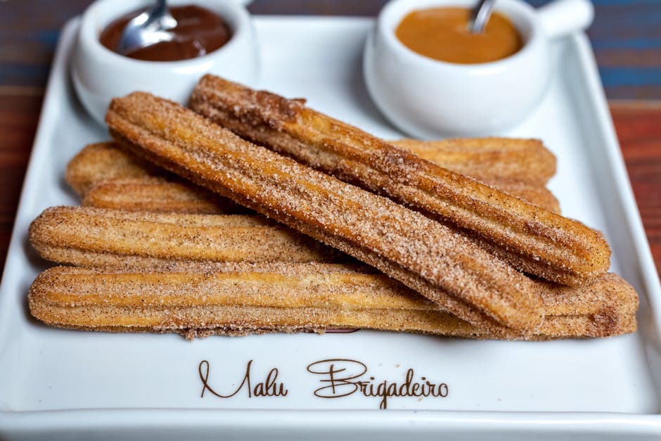 Churros med kremet kokoskaramellsaus