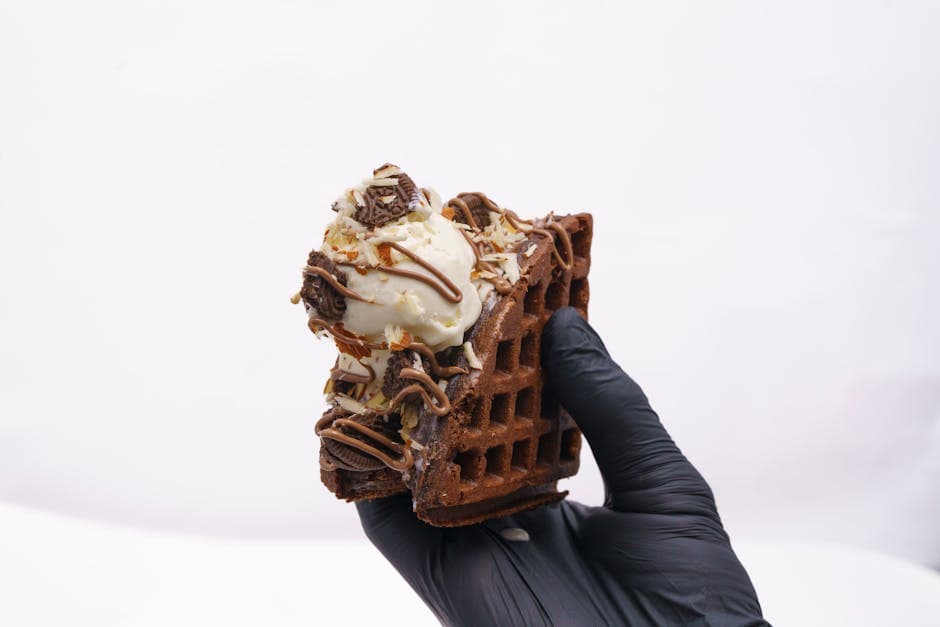 Trefarget sjokoladeiskrem-sandwicher