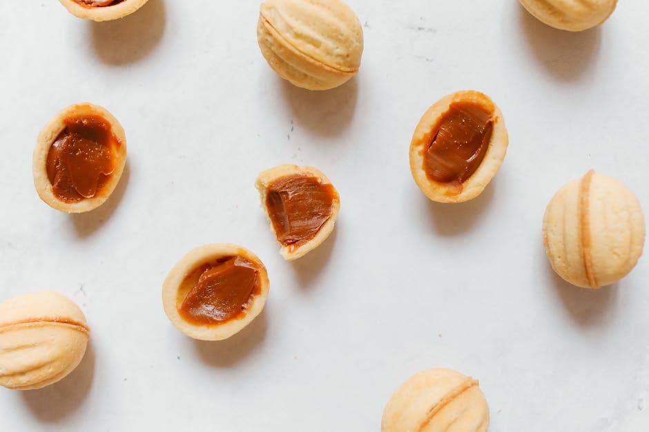 Karamell- og aprikosfylte tommelavtrykkskaker