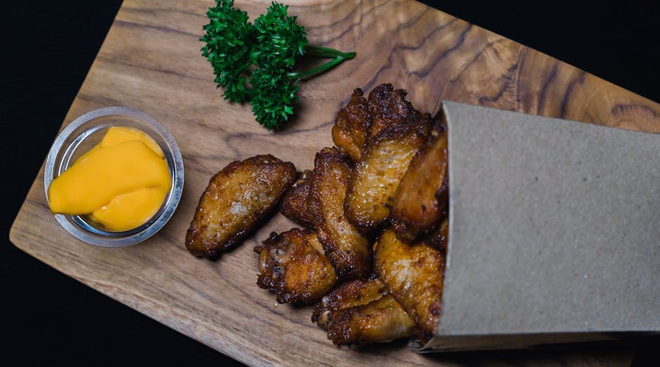 Røykte Jerk-kyllingvinger med blåmuggostdressing