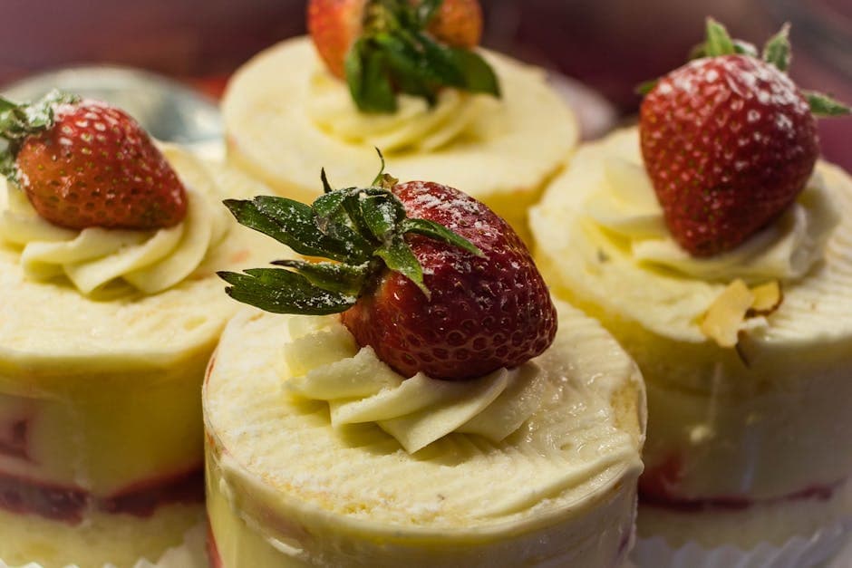 Sitrus-tuiles med geitostsmørkrem