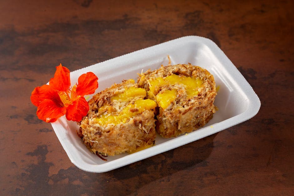 Bananruller med kokoskrem og tropisk romsalsa