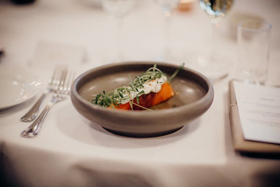 Sesongens grønnsaker med urtepisket krem