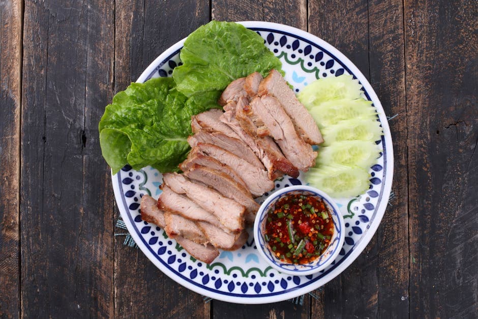 Grillet svinekjøtt med friske salatwraps