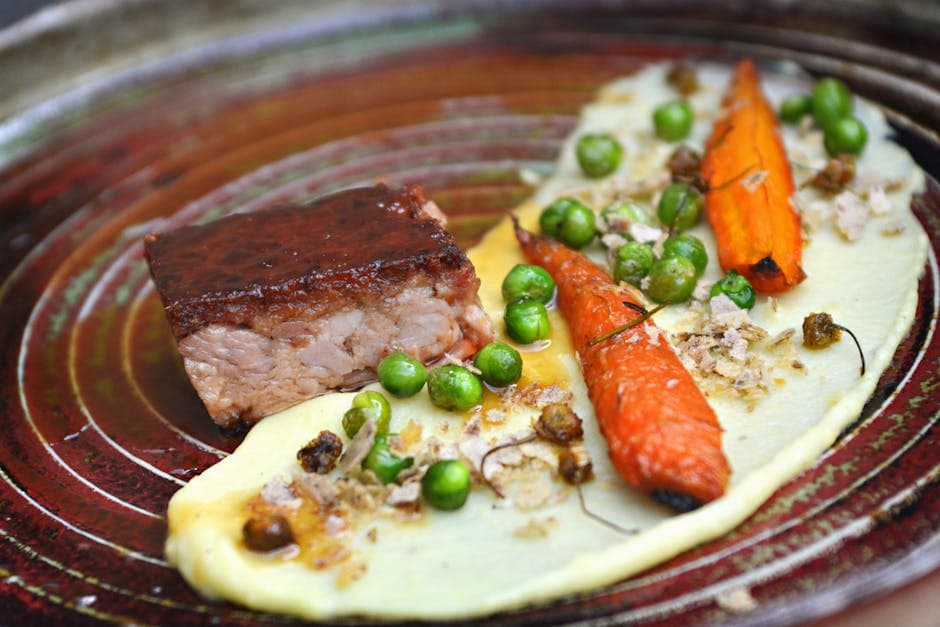 Svinefilet med kremete erter