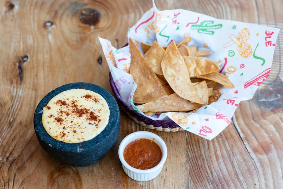 Krydret ostedip med kjøttdeig og salsa