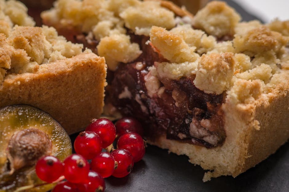 Bær crisp med sprø havregryntopping