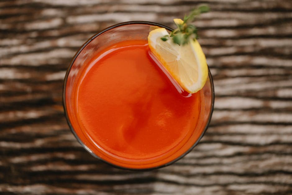 Frisk tomatjuice med urter