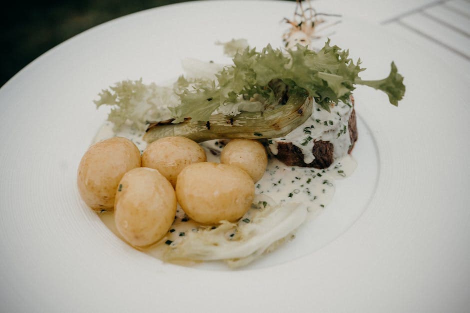 Varm babybeter og sild med sennep- og dillsaus