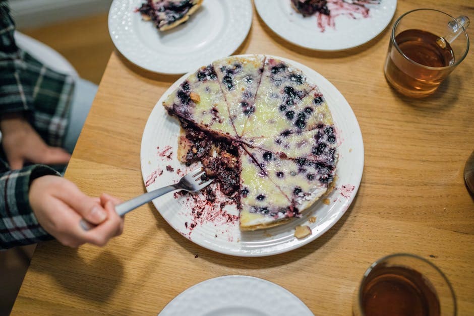 Sitronmarengs blåbærpai med mousse