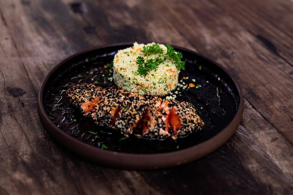 Kyllingbryst med sennepsfrøskorpe og couscous