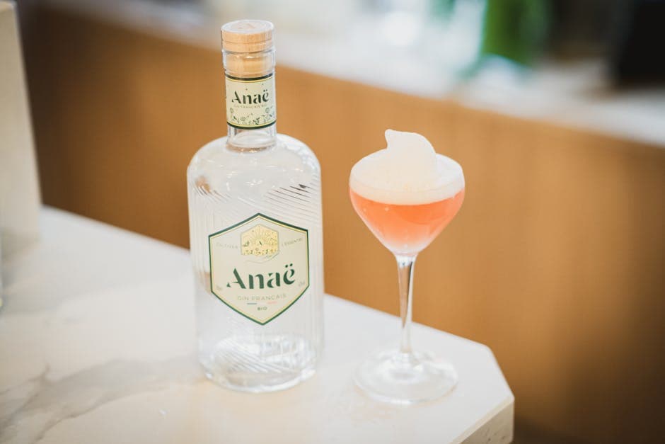 Pink Rosé cocktail med gin og eggehvite