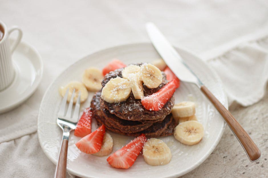 Fullkornspannekaker med kanel, sjokolade og banan