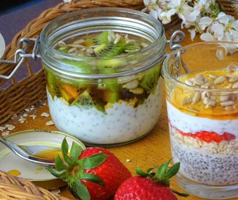 Frisk frokostparfait med jordbær, kiwi og quinoa