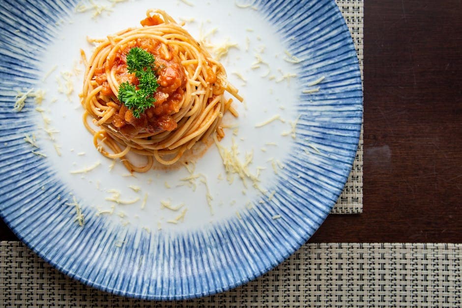 Spaghetti med tunfisk og tomatsaus
