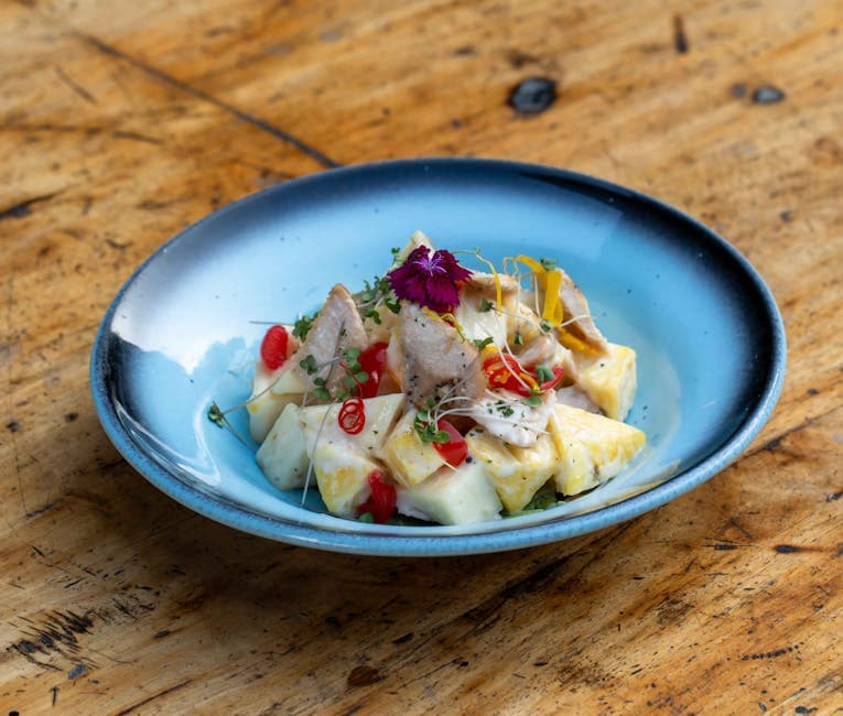 Jicama- og ananassalat med korianderdressing