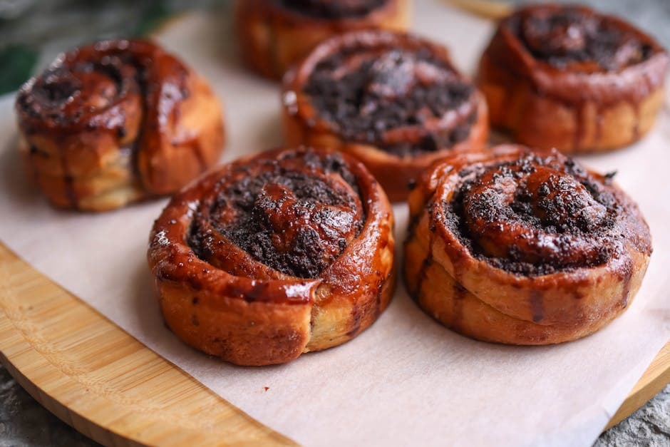 Cappuccino-knuter med espresso-glasur