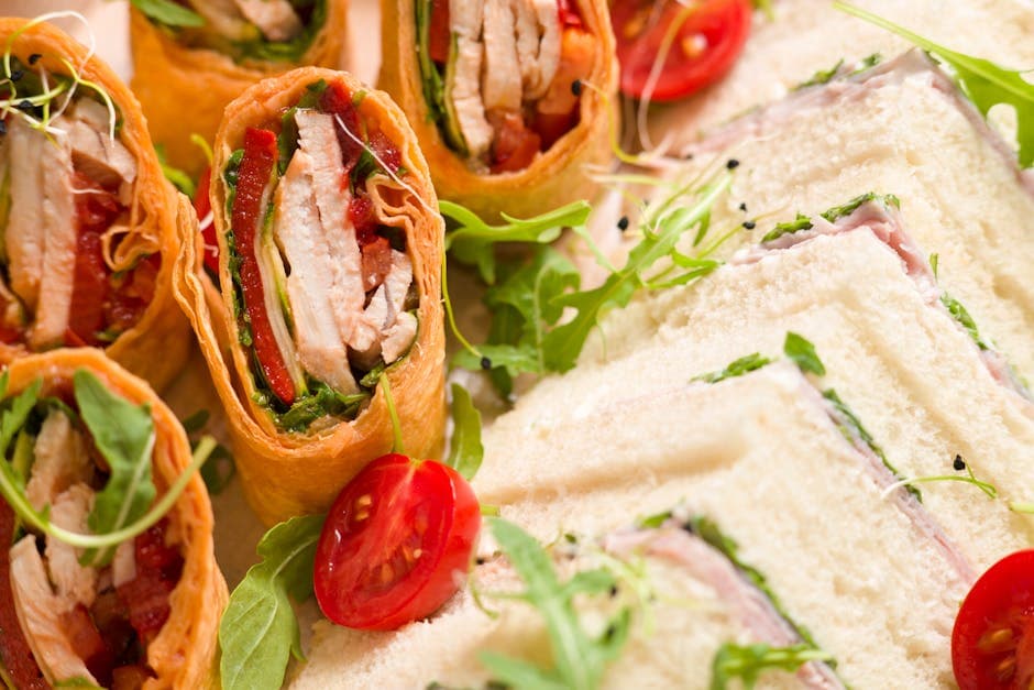 Fylt piknikbrød med spekemat og ost