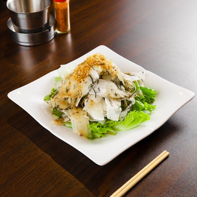 Koreansk salat med sesamdressing