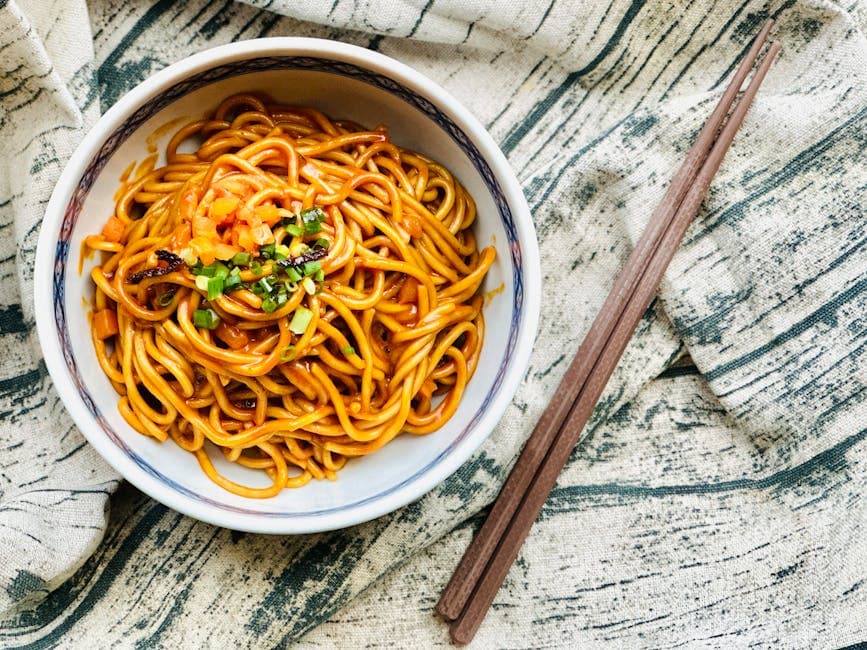 Kalde kinesiske nudler med chilolje