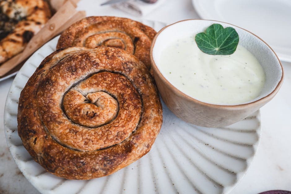 Grillet flatbrød med za'atar og yoghurtsaus