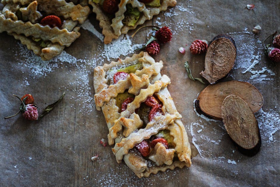 Veganske og glutenfrie tranebær- og mandeltartletter