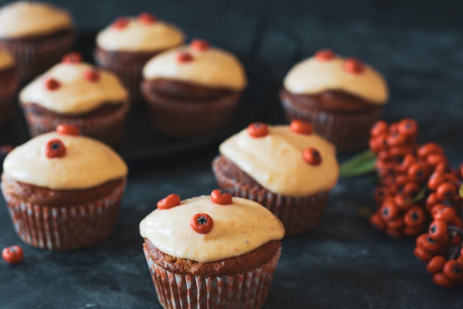 Tranebærmuffins med lønnesirup- og kremostglasur