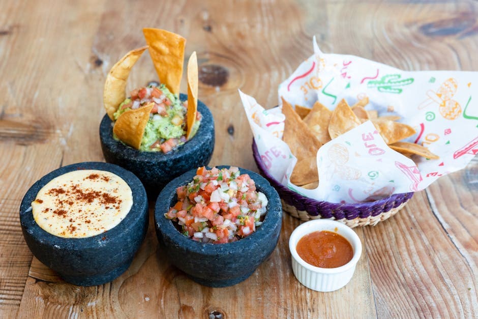 Dipptrio: Guacamole, svart bønnesalsa og pico de gallo