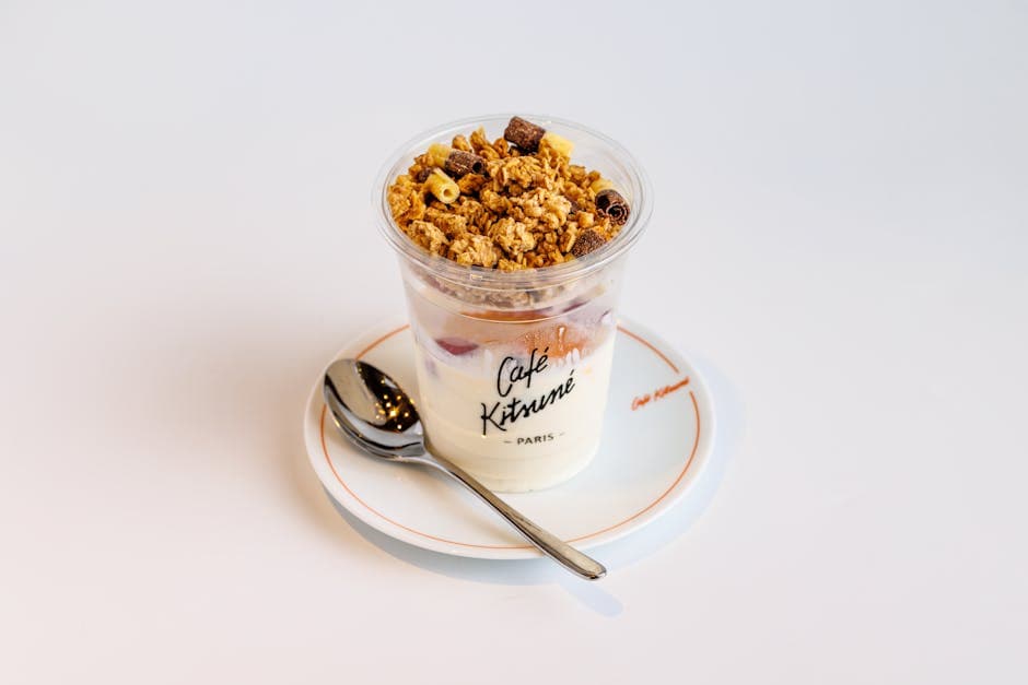 Krydrede krøller med yoghurtparfait og granola