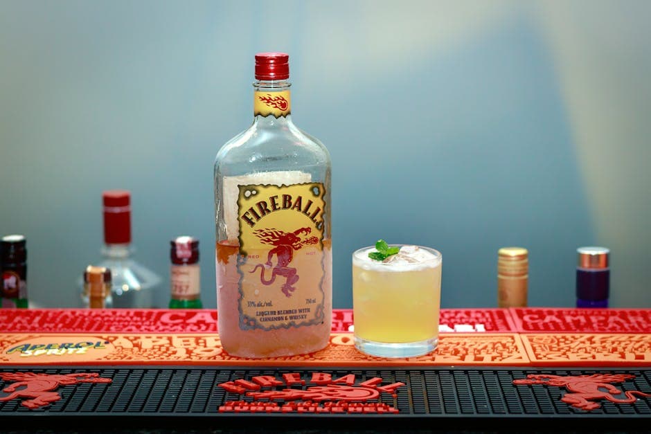 Fersken- og whiskycocktail