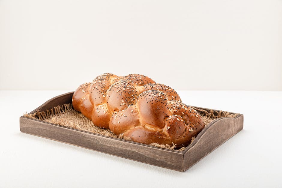 Challah-brød med sopp-, villris- og rosinfyll