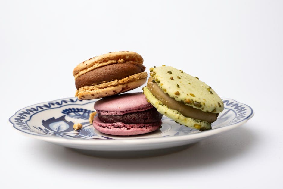 Makroner med salt karamell- og bananfyll