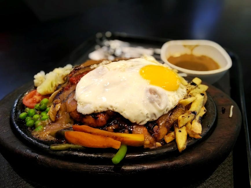 Portugisisk biff med demi-glace og pommes frites