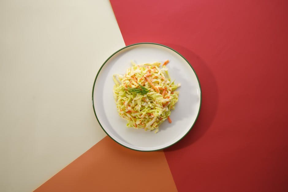 Kremet og sprø coleslaw med pekannøtter