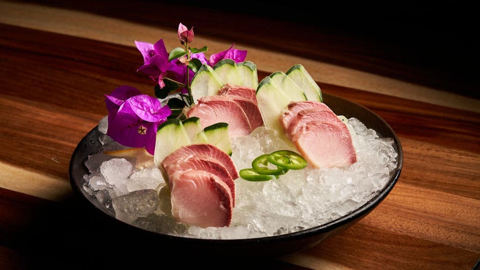 Sashimi av gulhale med hakket chili