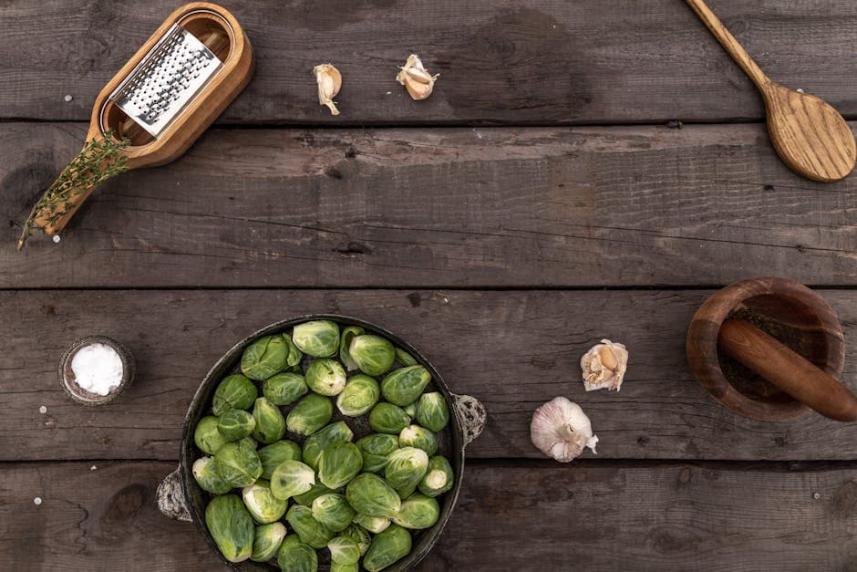 Frisk rosenkålsalat med bacon og sitron